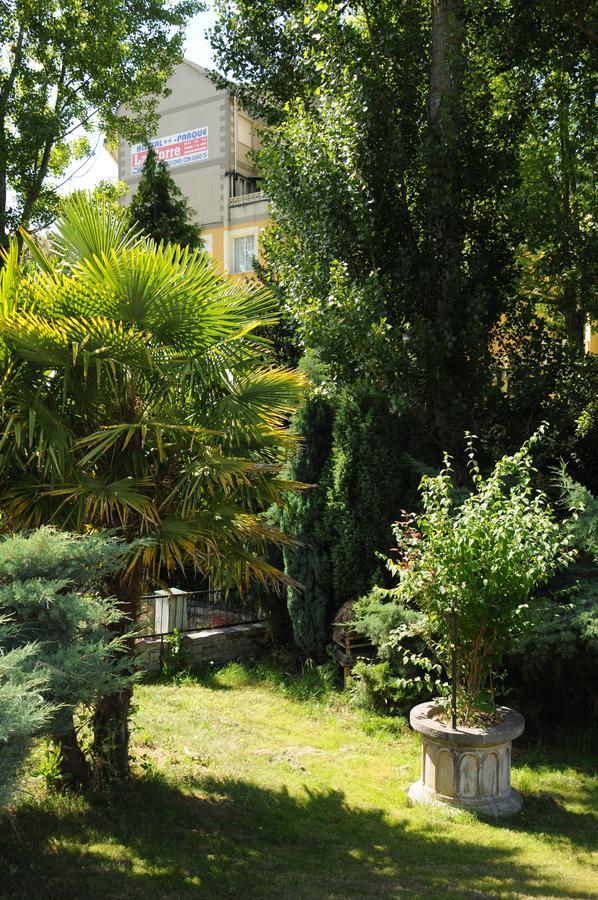 Hostal La Torre II Puente de Domingo Florez Εξωτερικό φωτογραφία